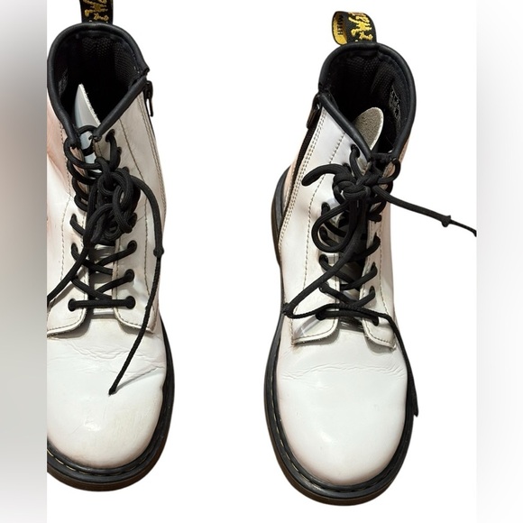 Dr. Martens White T Lamper Zavala 8 Eyelet Combat Boot EU 37 US L 6 US M 5 UK 4 - Picture 15 of 15